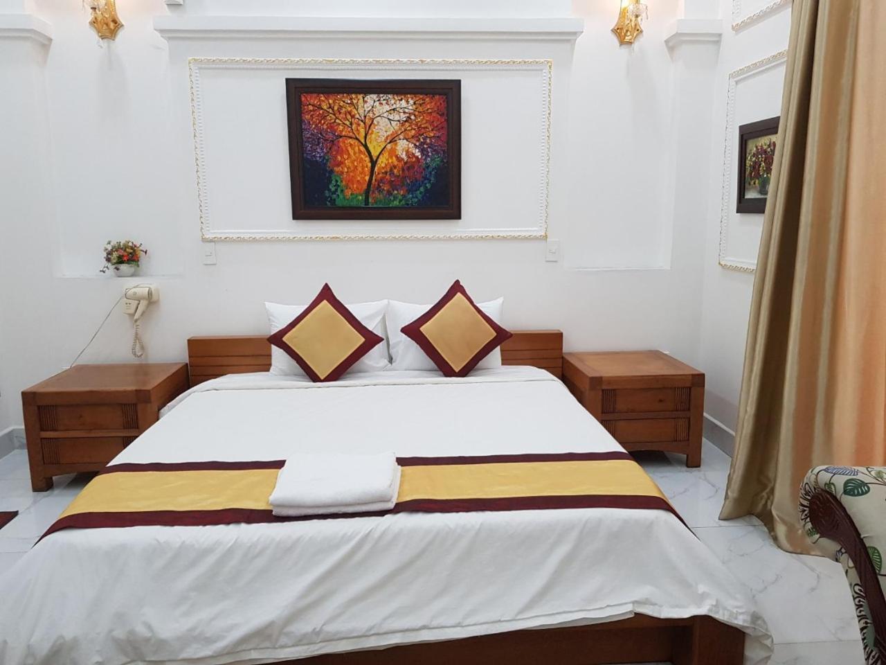 Kim Cuong - Hotel Near Tan Son Nhat Airport ホーチミン市 エクステリア 写真